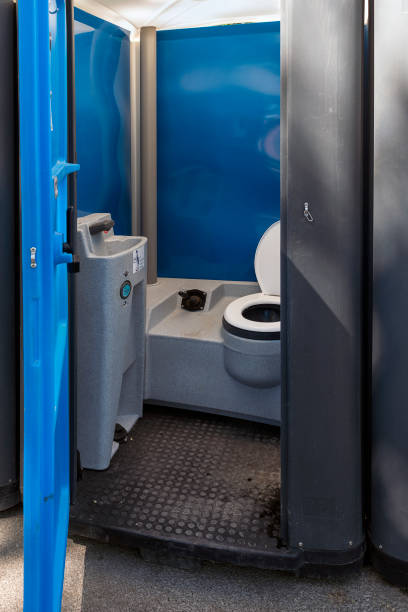 Best Portable toilet rental cost  in University Place, WA