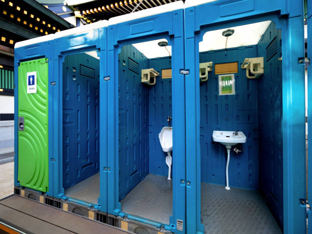 Best Portable bathroom rental  in University Place, WA